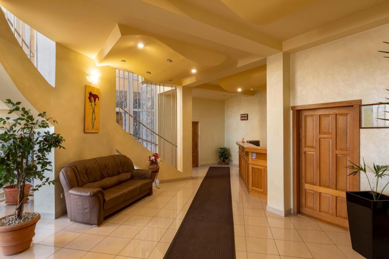 Hotel Denis Danes Luaran gambar