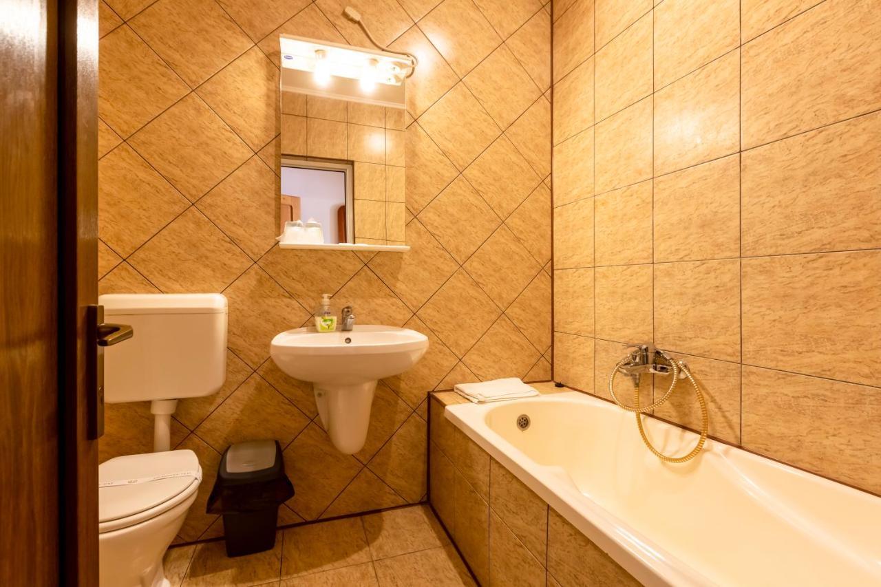 Hotel Denis Danes Luaran gambar